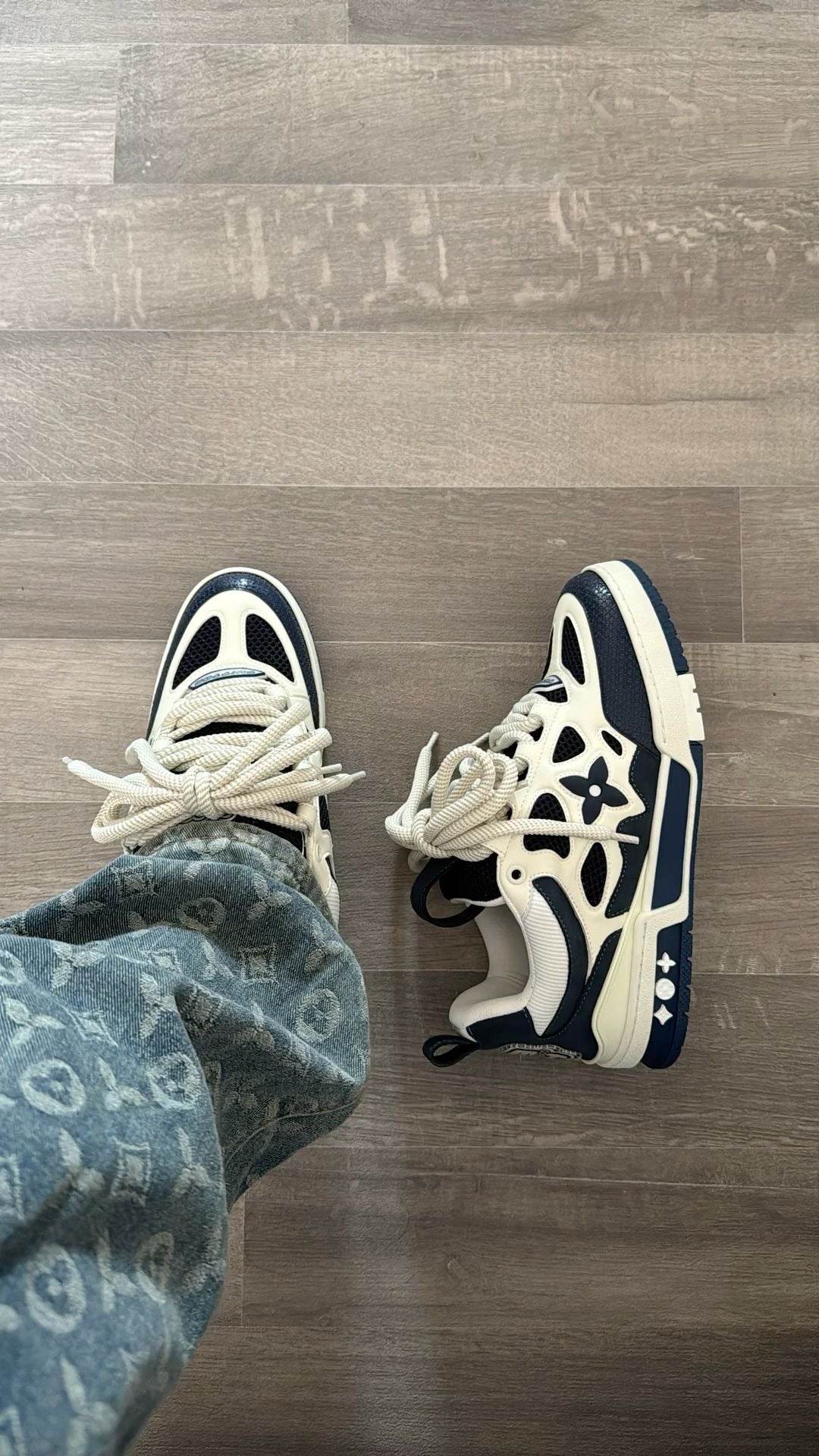 Lyra - Designer Sneaker